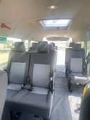 Toyota Hiace DLS HIGH ROOF TOYOTA HIACE COMMUTER ,DIESEL ENGINE 2800 CC ,10 SEATER ,RIGHT HAND DRIVE