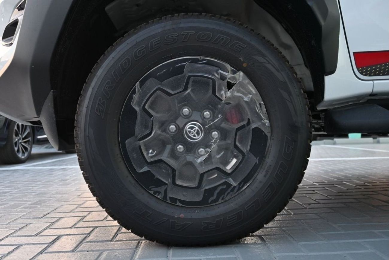 Toyota Hilux Toyota Hilux GR-Sport 4.0L V6 Petrol 4WD, Automatic, Pick-up Dual Cabin