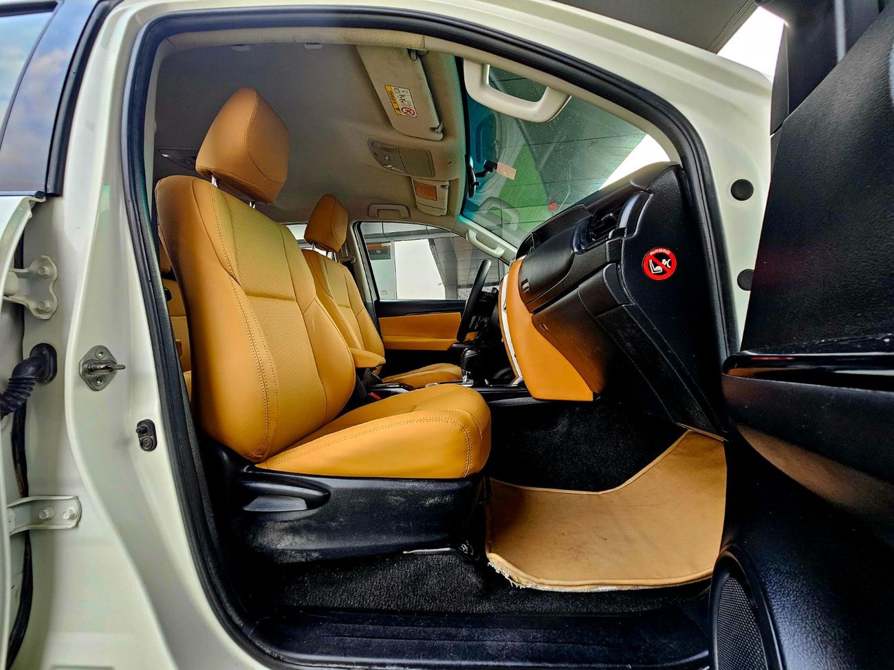 Toyota Fortuner EXR / V4 2.7L/ NEW SHAPE/ LEATHER/ LOW MILEAGE