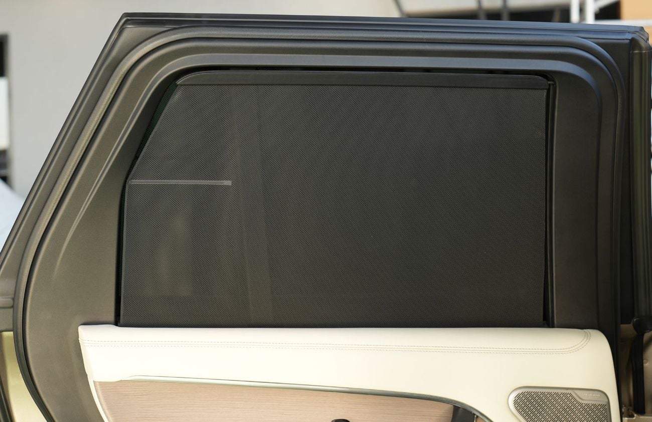 لاند روفر رينج روفر FIRST EDITION P530 (Batumi Gold)