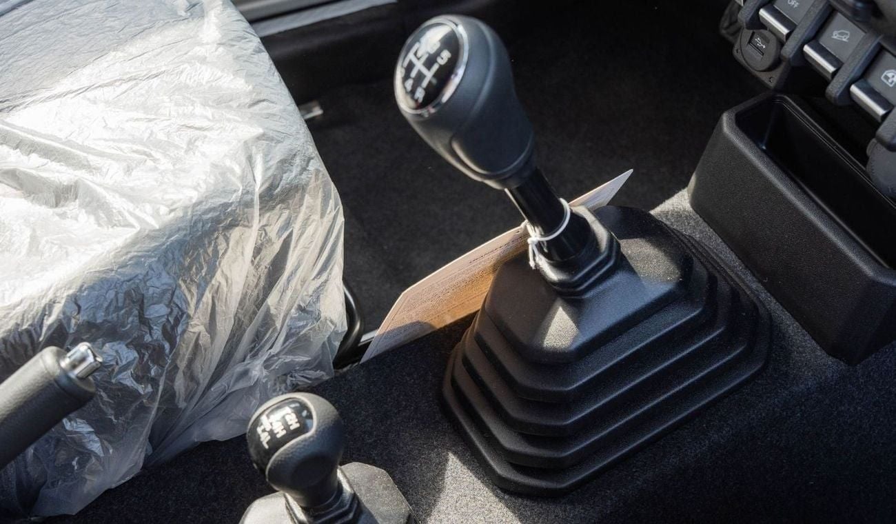 Suzuki Jimny 2025 Suzuki Jimny 1.5L GL MT 3Doors