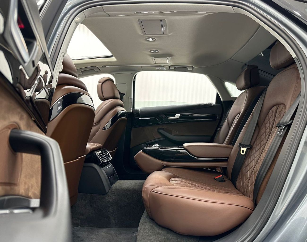 أودي A8 L 50 TFSI quattro 2016 Audi A8L 50TFSI Quattro, Service History, Low Kms, GCC Specs