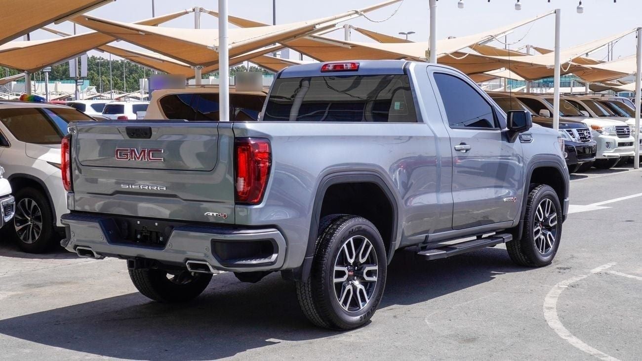 GMC Sierra