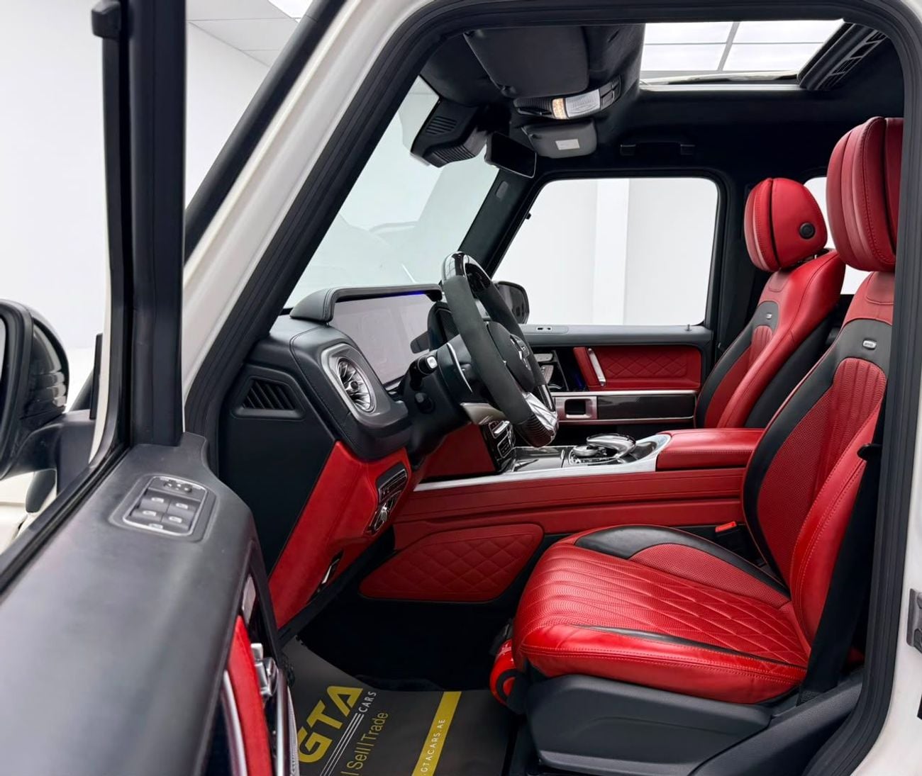 Mercedes Benz G63 AMG STD 2020 Mercedes Benz G63 AMG, Warranty, Full Service History, Fully Loaded, Excellent Condition, G