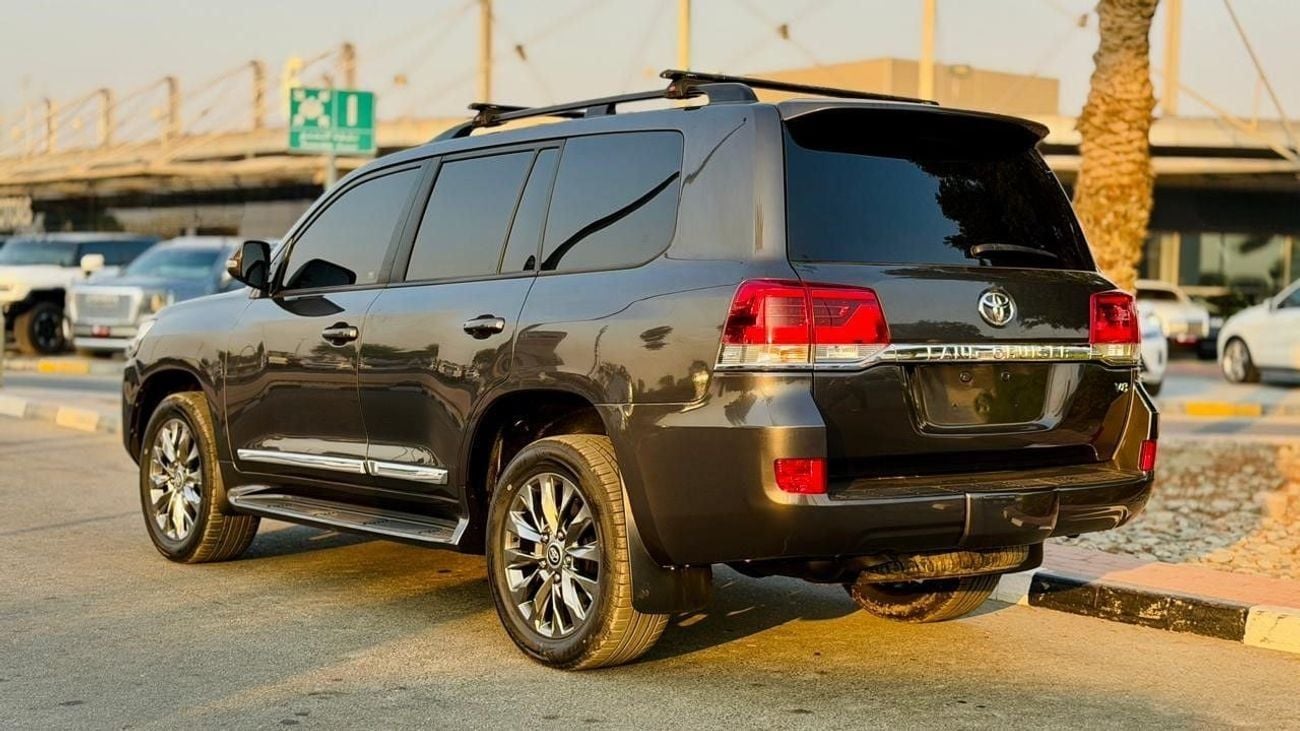 Toyota Land Cruiser PUSH START | SUNROOF | AUTO TRANSMISSION | 4.5L | POWER WINDOWS |