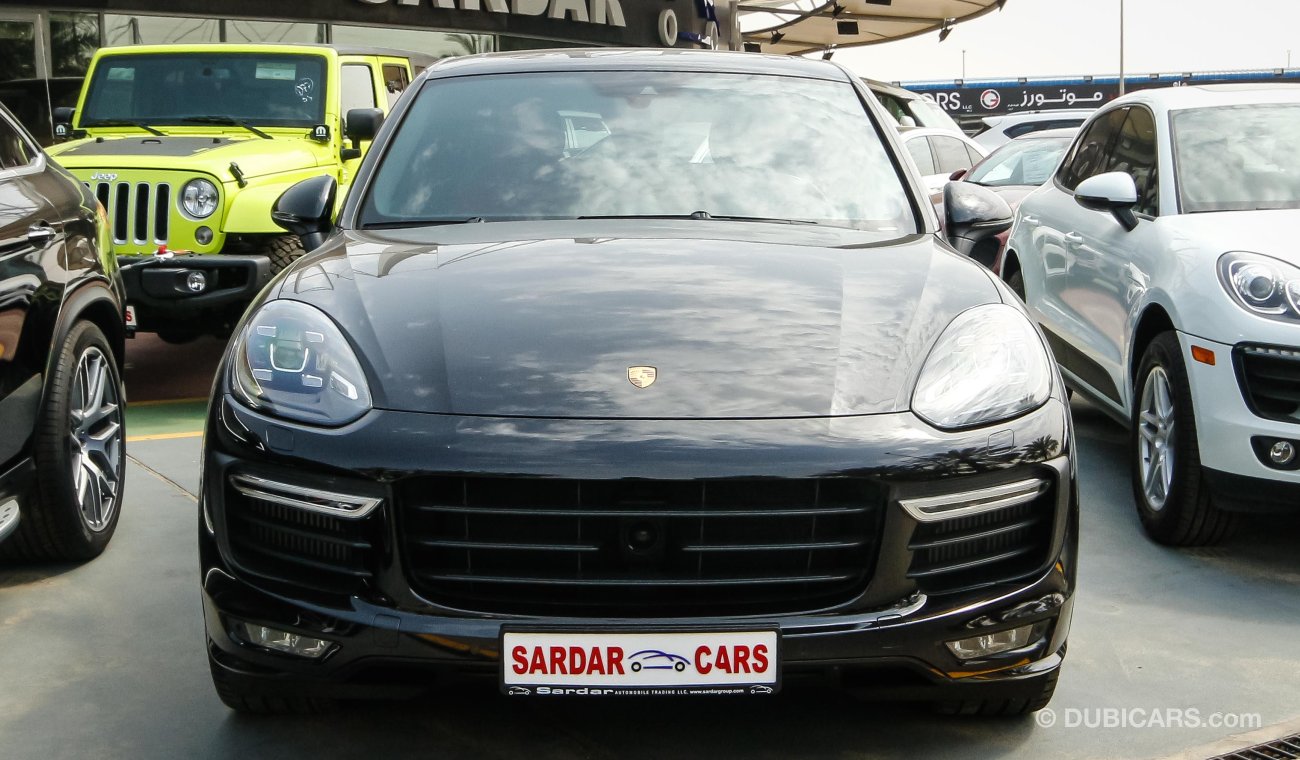 Porsche Cayenne GTS