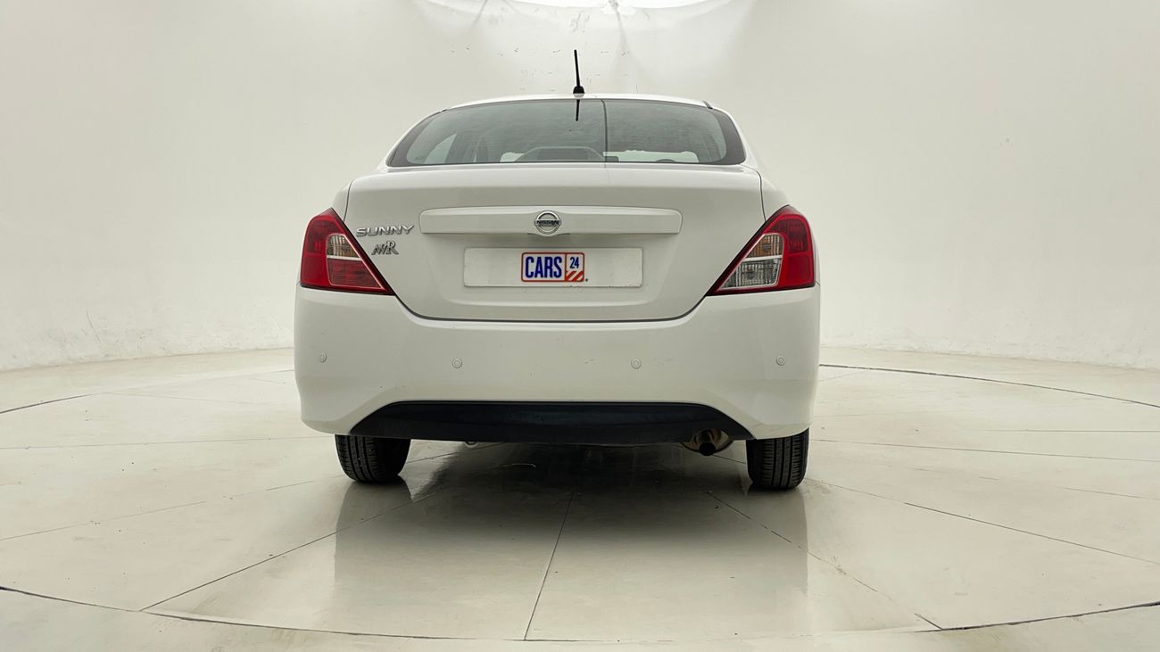 نيسان صني SV 1.5 | بدون دفعة مقدمة | اختبار قيادة مجاني للمنزل