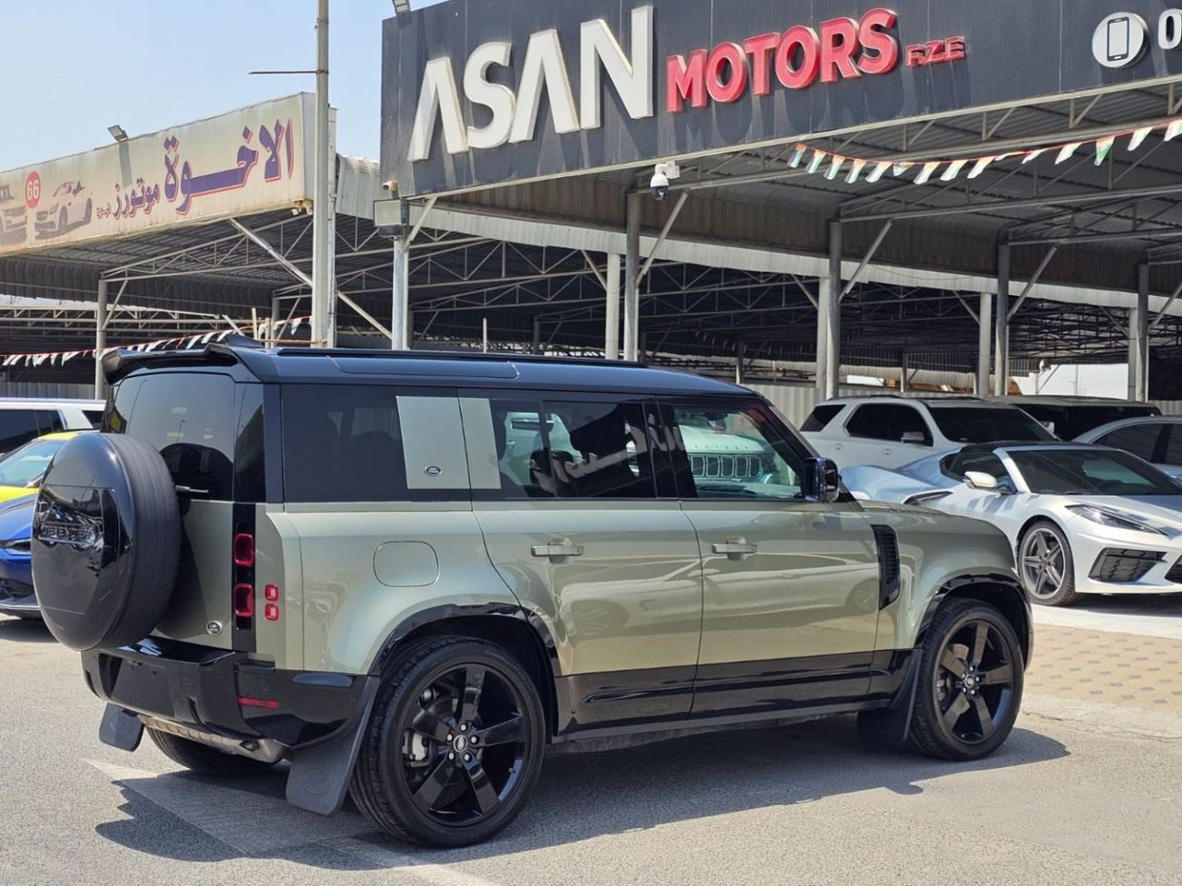 لاند روفر ديفندر P300 110 2.0L (5 Seater)