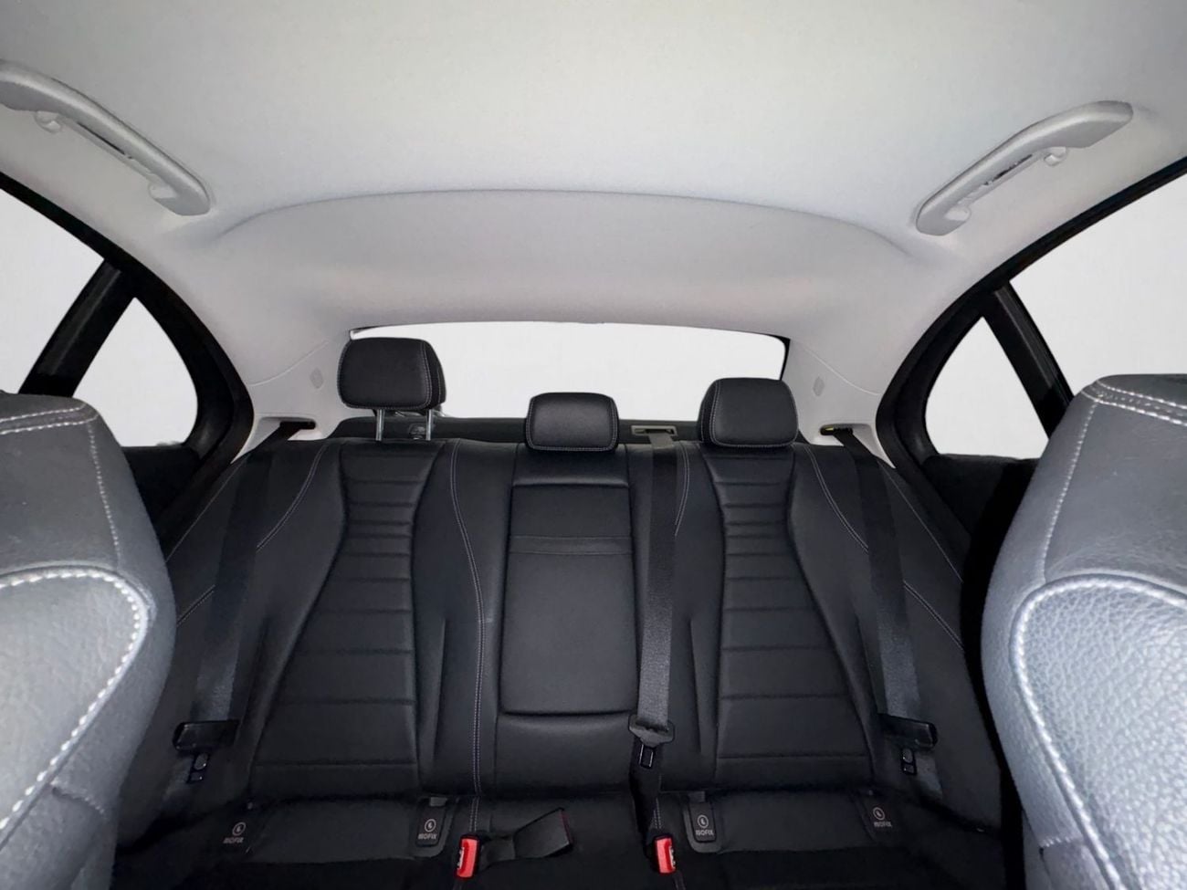 مرسيدس بنز E300 AED 1,260 P.M | 0% DOWN PAYMENT | MERCEDES-BENZ E300 | 2.0L TURBO I4 | 2019