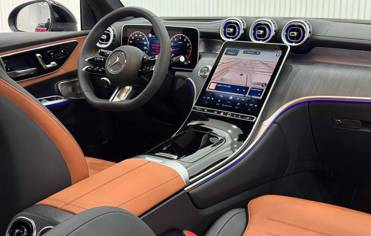 Mercedes-Benz GLC 200 4Matic *Brand New* 2025 Mercedes Benz GLC200 AMG 4MATIC, 5 Years Mercedes Warranty, Delivery Kms, GC