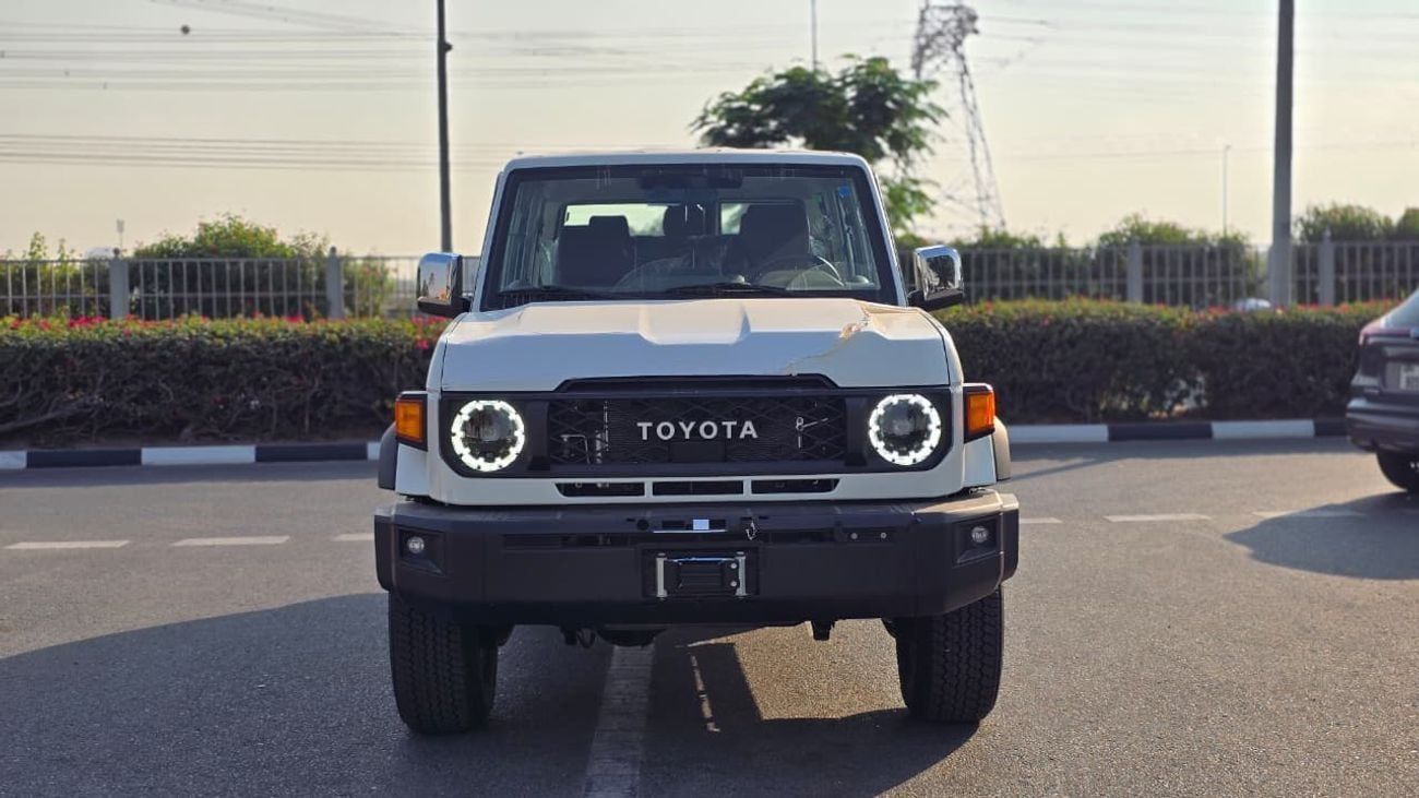 تويوتا لاند كروزر 70 LC76 LX LX 2.8L