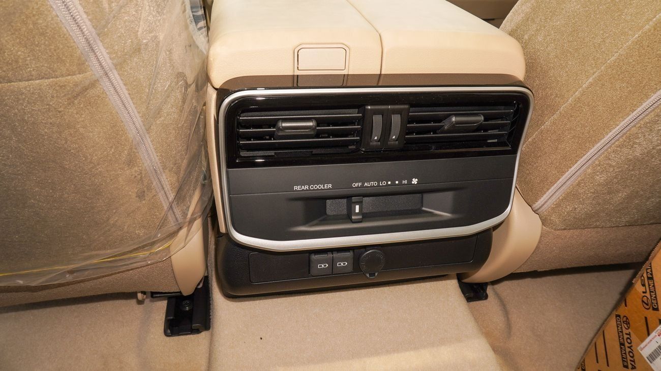 Toyota Land Cruiser GXR 3.5L TWIN TURBO