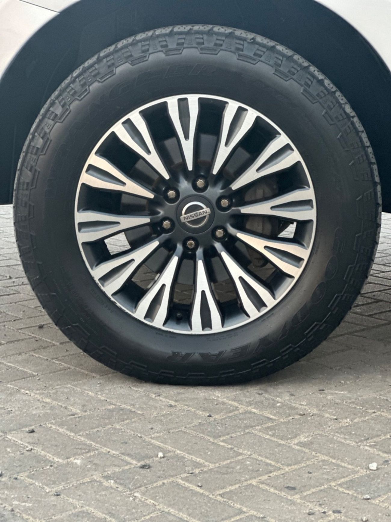 نيسان باترول موديل 2015 خليجي فل مواصفات فتحه ونظام صوت ممتاز V8