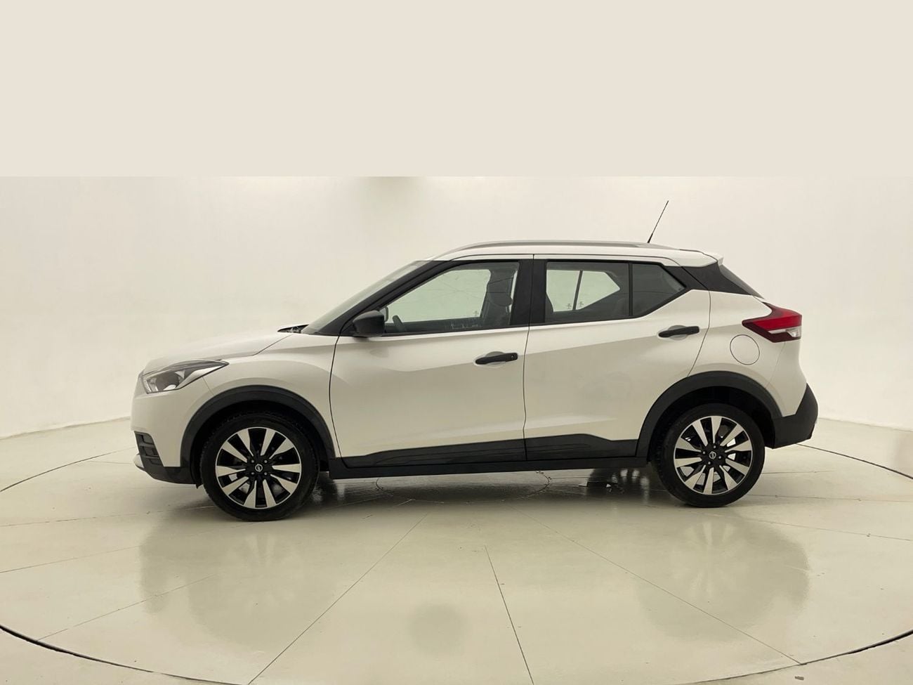 Nissan Kicks 1.6L 2018 | 0 DP | 538/Month | 30 Day Return | Service History