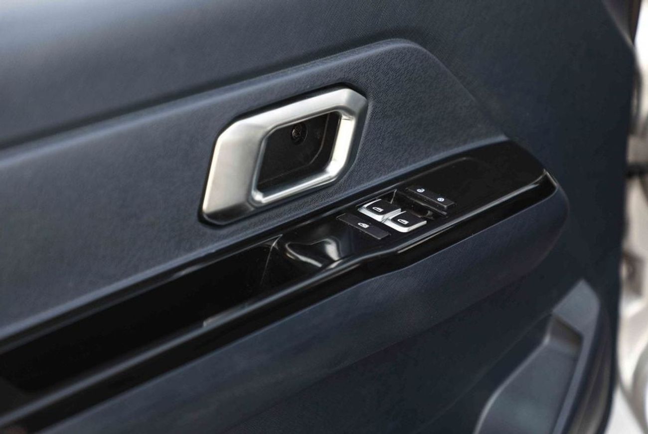 Geely Farizon 2024 SUPER VAN FARIZON F3E FENCE - SILVER inside BLACK | Export Only