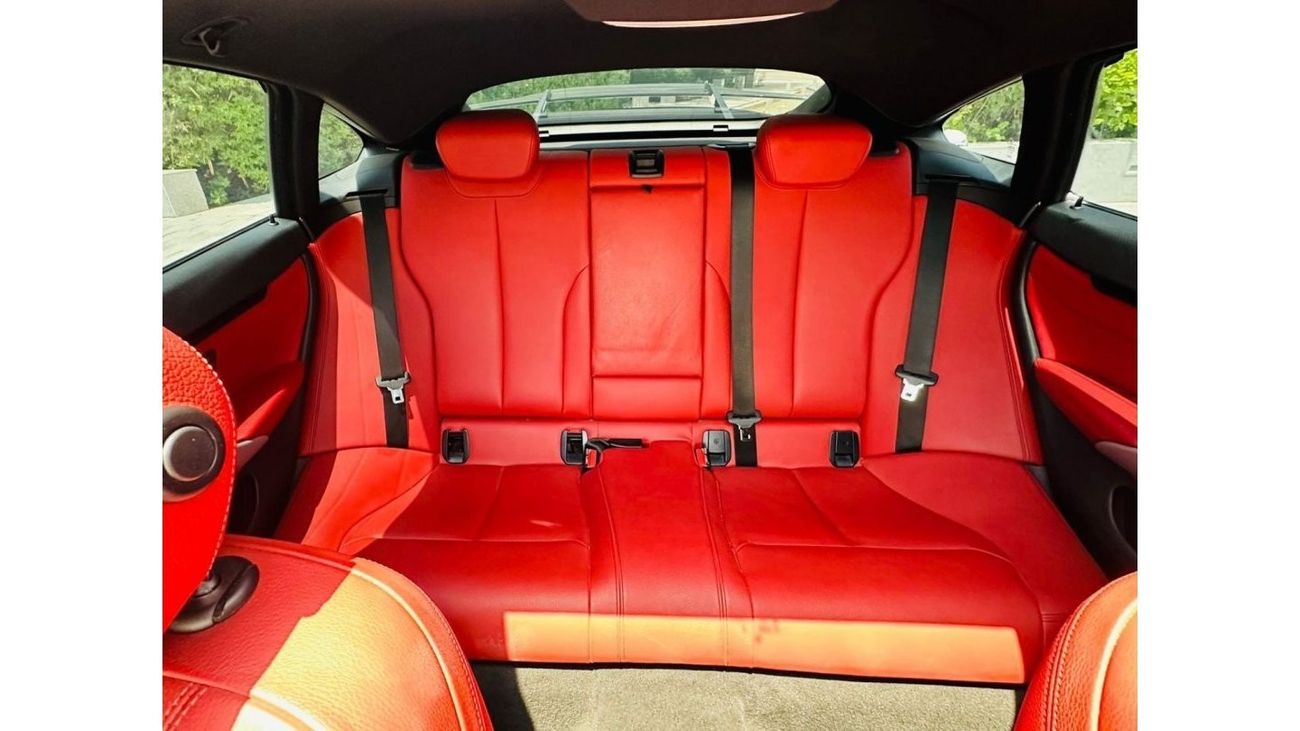 بي أم دبليو 440i M سبورت