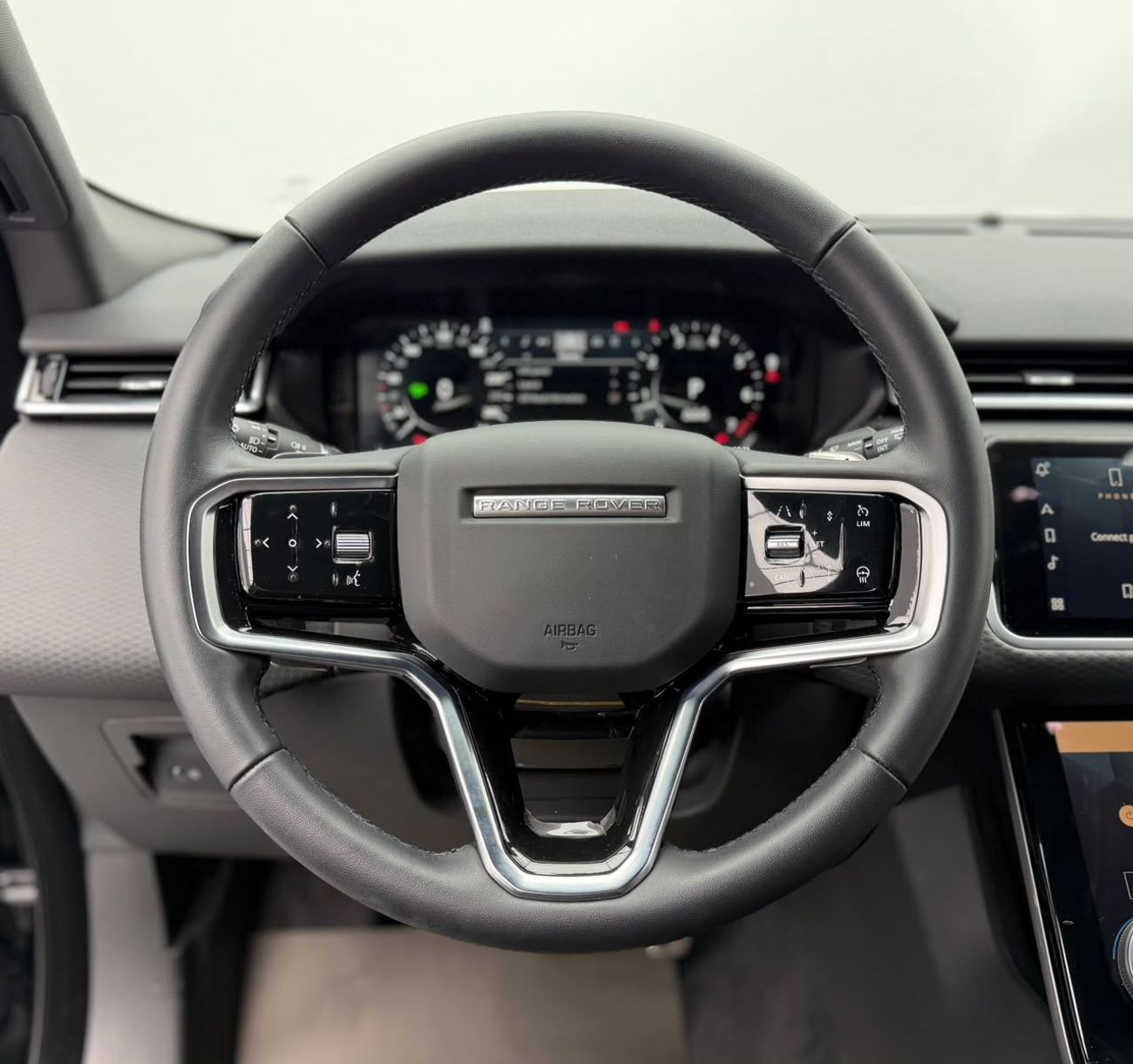 Land Rover Range Rover Velar R-DYNAMIC SE
