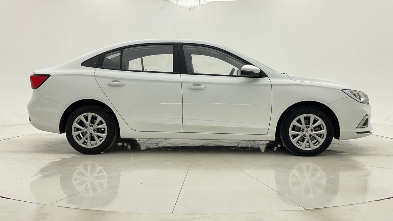 أم جي 5 STD 1.5 | بدون دفعة مقدمة | اختبار قيادة مجاني للمنزل