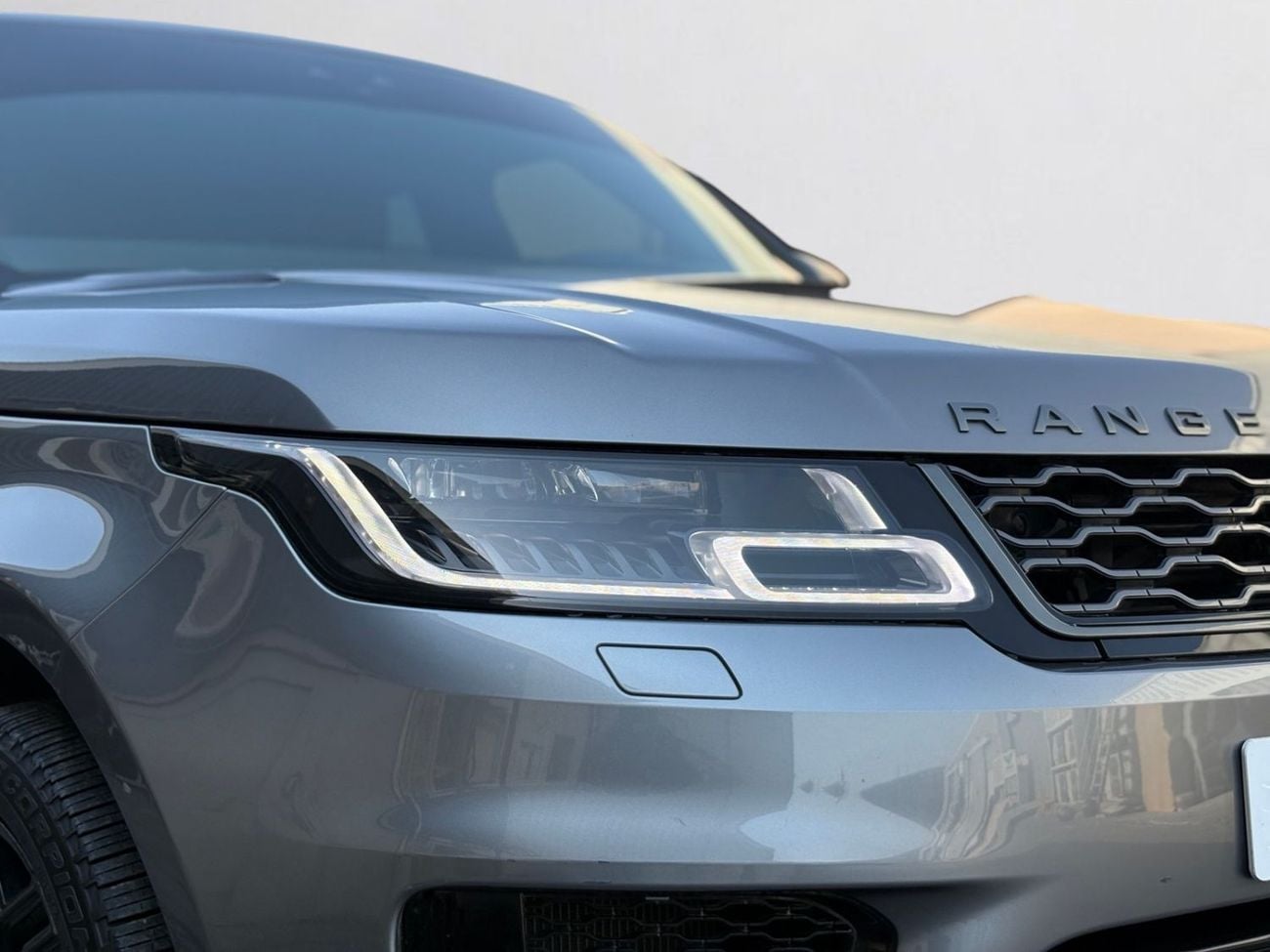 Land Rover Range Rover Sport HSE AED 2,560 P.M | 0% DOWN PAYMENT | RANGE ROVER SPORT HSE | 3.0L MHEV | 2021 | GCC SPECS