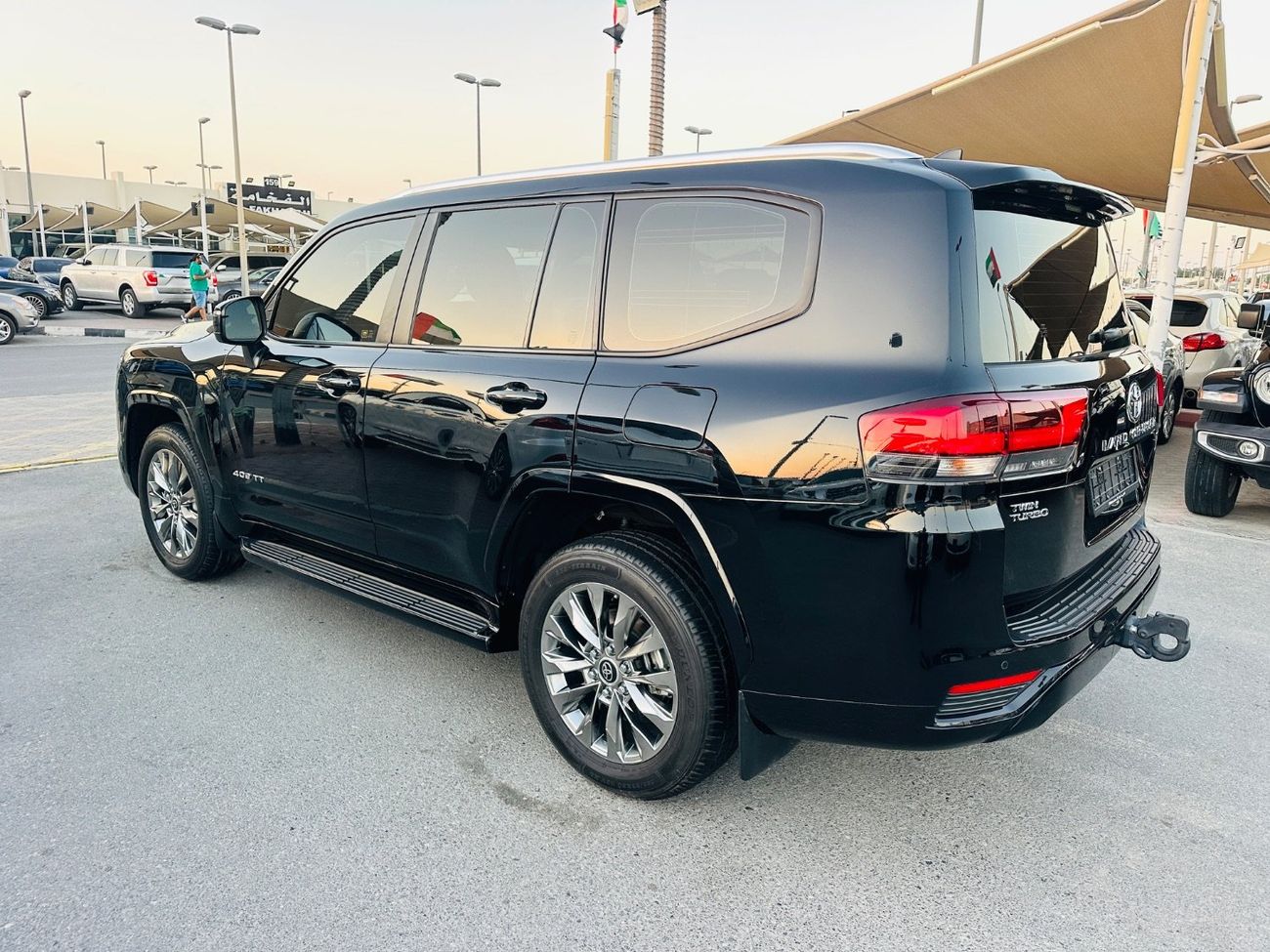 تويوتا لاند كروزر 