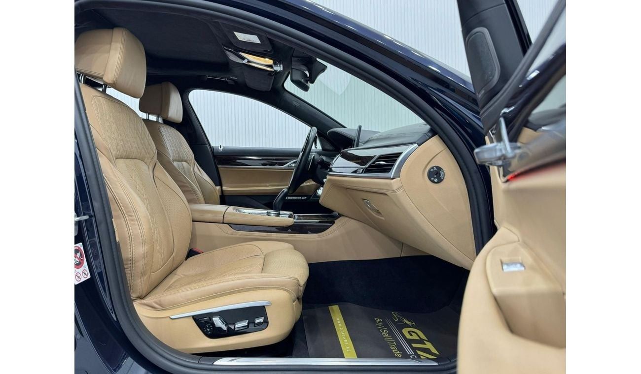 بي أم دبليو 740Li Std 3.0L 2016 BMW 740Li, Full BMW Service History, Fully Loaded, Very Low Kms, GCC