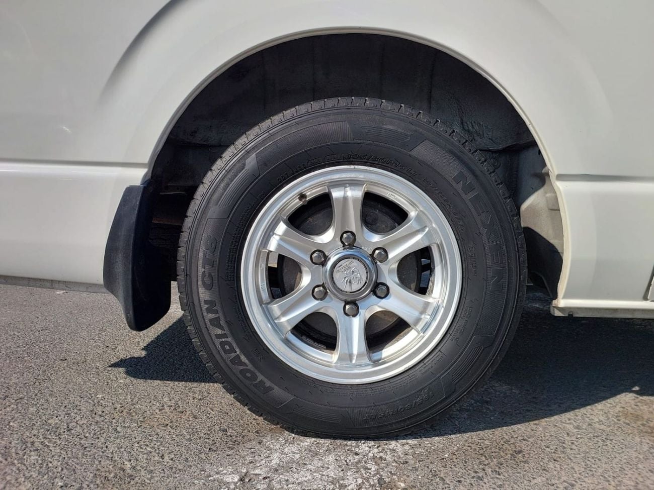 تويوتا هاياس TOYOTA HIACE VAN RHD 2007 MODEL 2.0 L PETROL AUTOMATIC(PM52918)