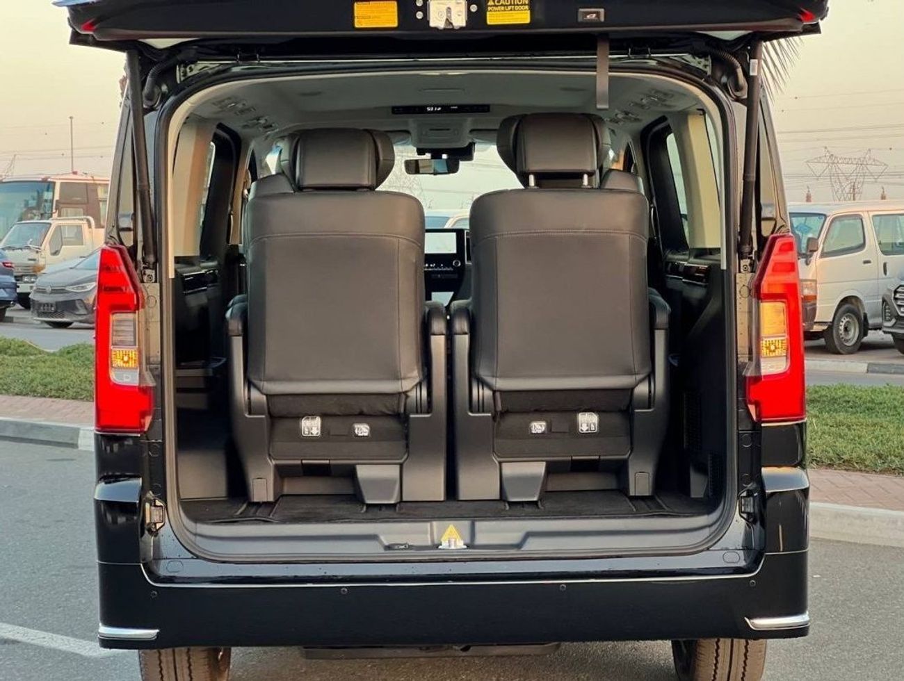 تويوتا جرافينا 3.5L V6 PTR A/T // 2024 // PREMIUM VIP FULL OPTION WITH RADAR , 360 CAMERA // SPECIAL OFFER // BY FO