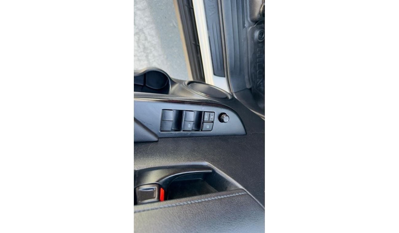 Toyota Hilux DOUBLE CABIN | GR SPORTS BODY KIT | RHD | 2.8L DIESEL ENGINE | (AT) | 2019 | ELECTRIC SEAT
