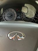Infiniti QX80