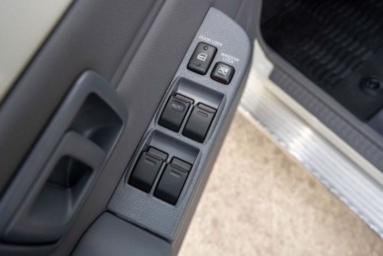 Toyota Land Cruiser Pick Up Land Cruiser Pick Up D/C 4.2L Diesel M/T 2024