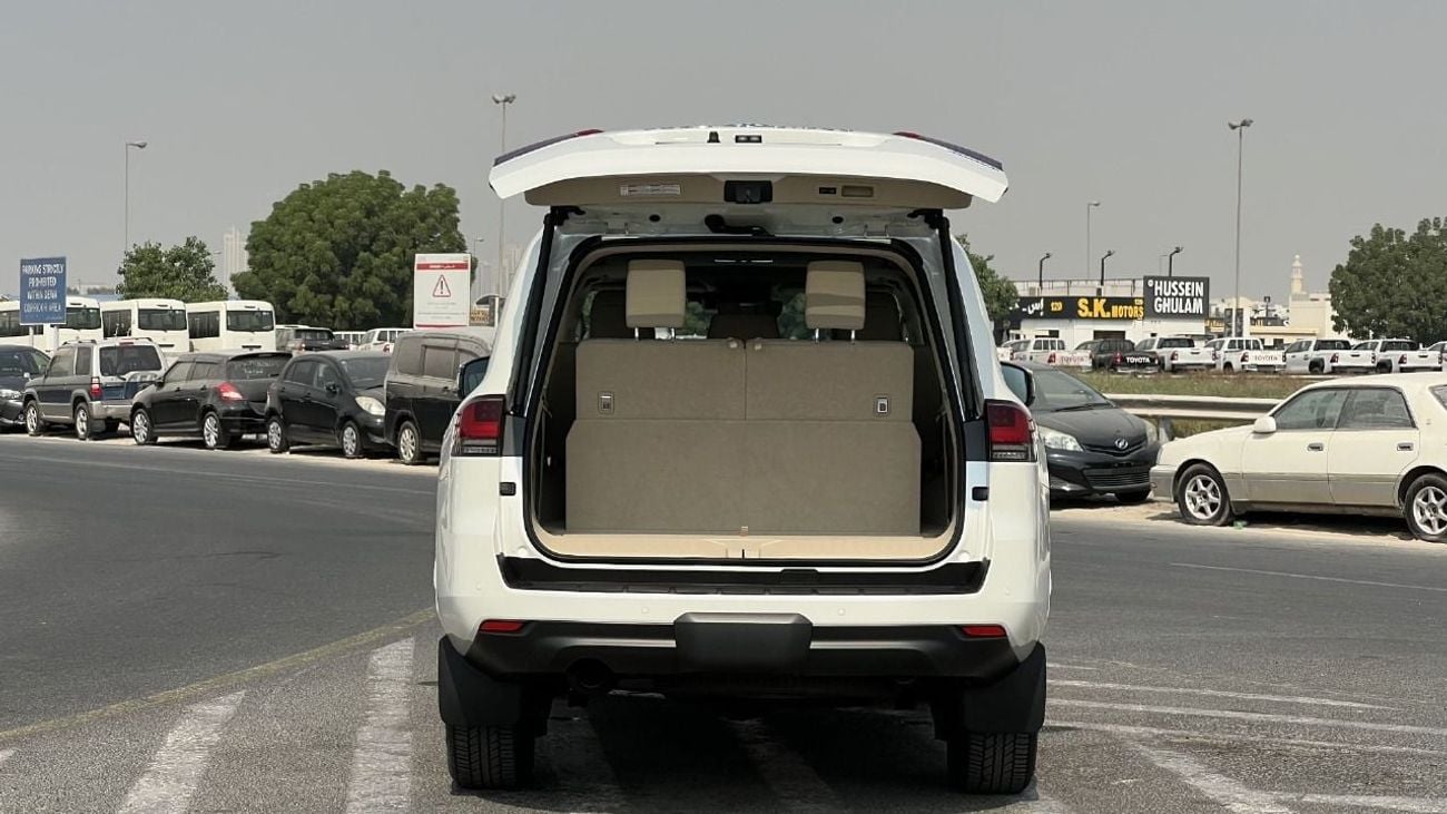 Toyota Land Cruiser SAHARA DIESEL 3.3L 7 SEATS