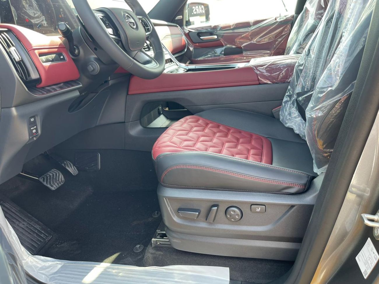 Nissan Patrol Nissan Patrol Platinum 3.5L Turbo – 2026 Model