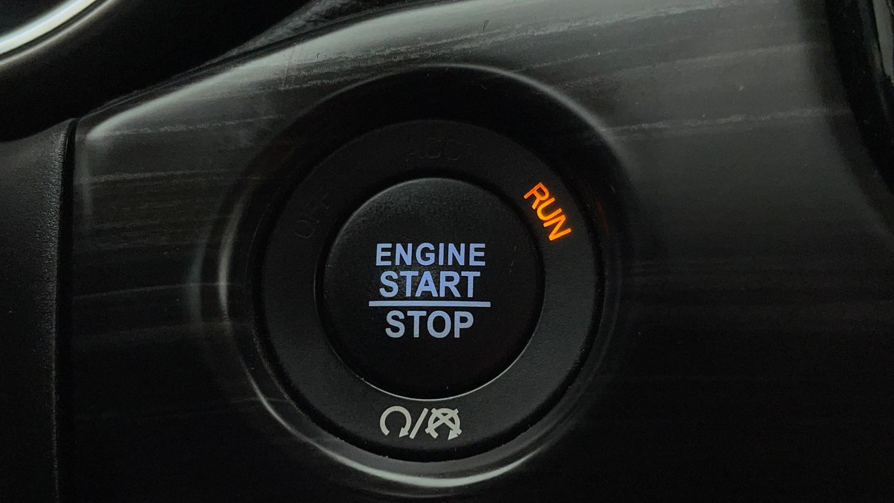 جيب جراند شيروكي LIMITED 3.6 | بدون دفعة مقدمة | اختبار قيادة مجاني للمنزل