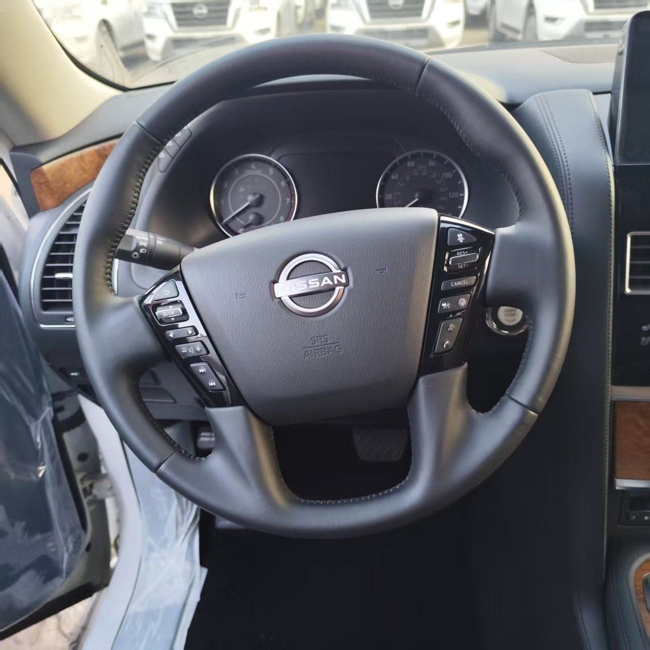 نيسان أرمادا SL Plus