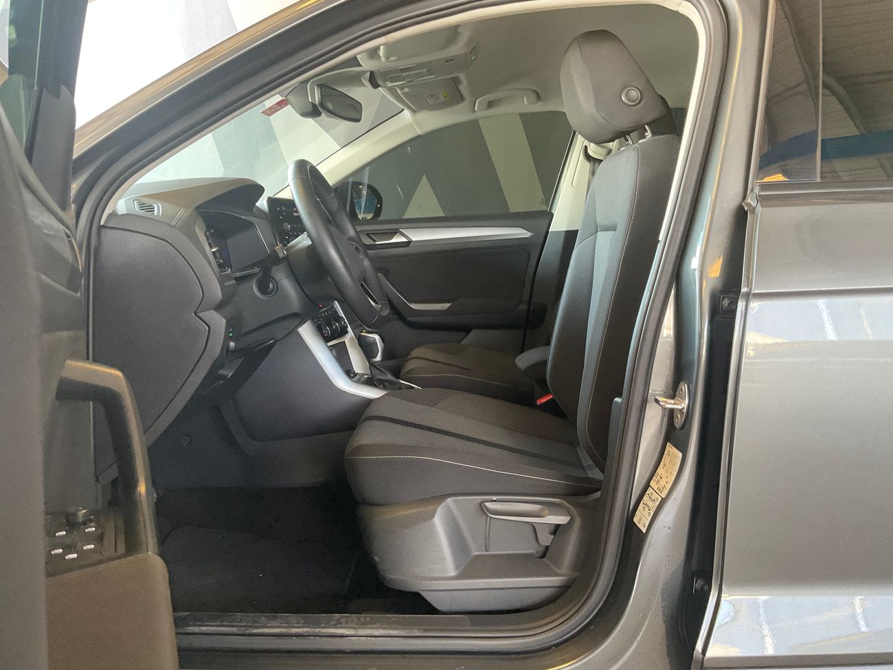 فولكس واجن T ROC Life | شامل الضمان | 0 ﺪﻔﻋﺓ ﺃﻮﻟﻯ