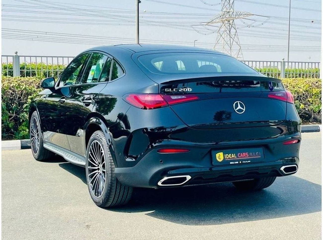 مرسيدس بنز GLC 200 | MERCEDES BENZ| GLC 200 4MATIC |GCC SPECS | YEAR 2024 | 5 YEAR WARRANT YEAR SERVICE CONTRACT