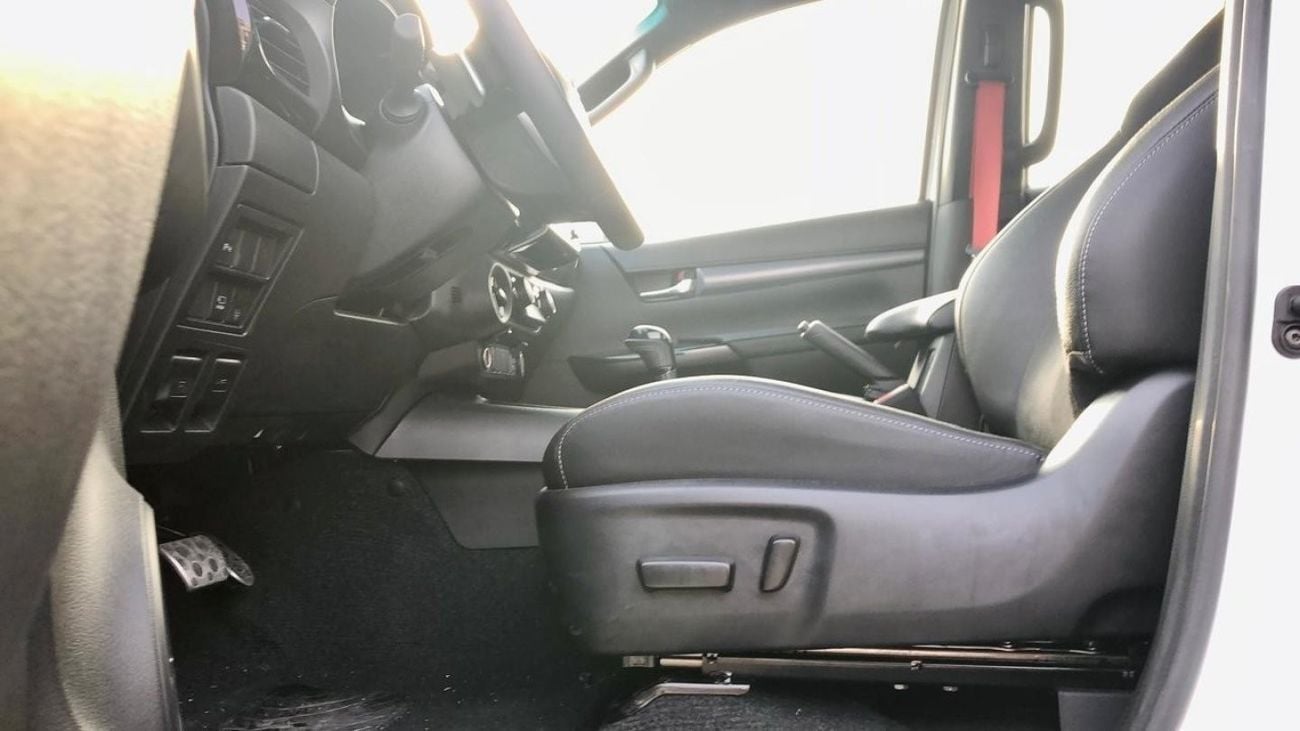 تويوتا هيلوكس Toyota HILUX GR Sport 2.8L Diesel A/T 2024