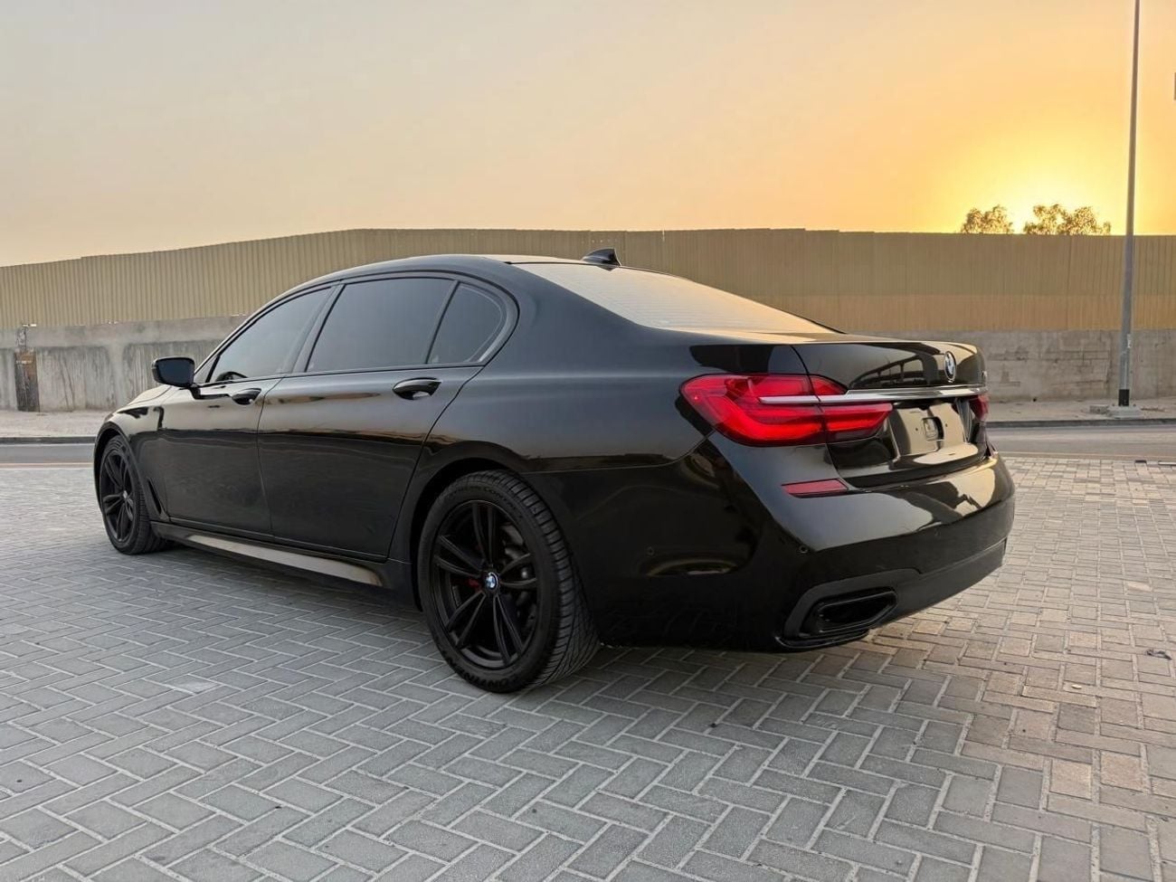 BMW 740Li M SPORT PACK