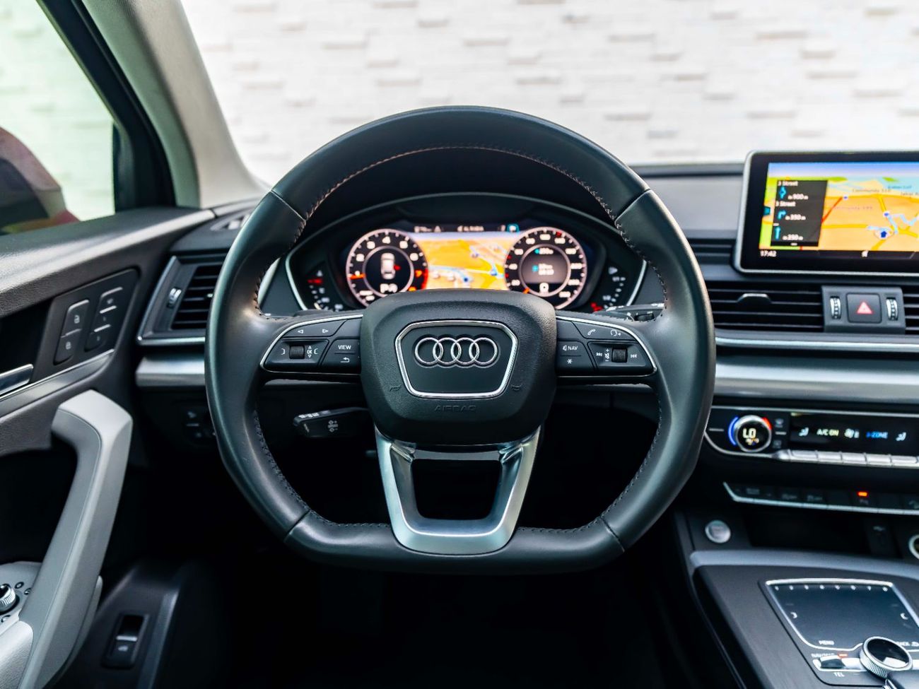 Audi Q5 45 TFSI Quattro Sport 2.0L