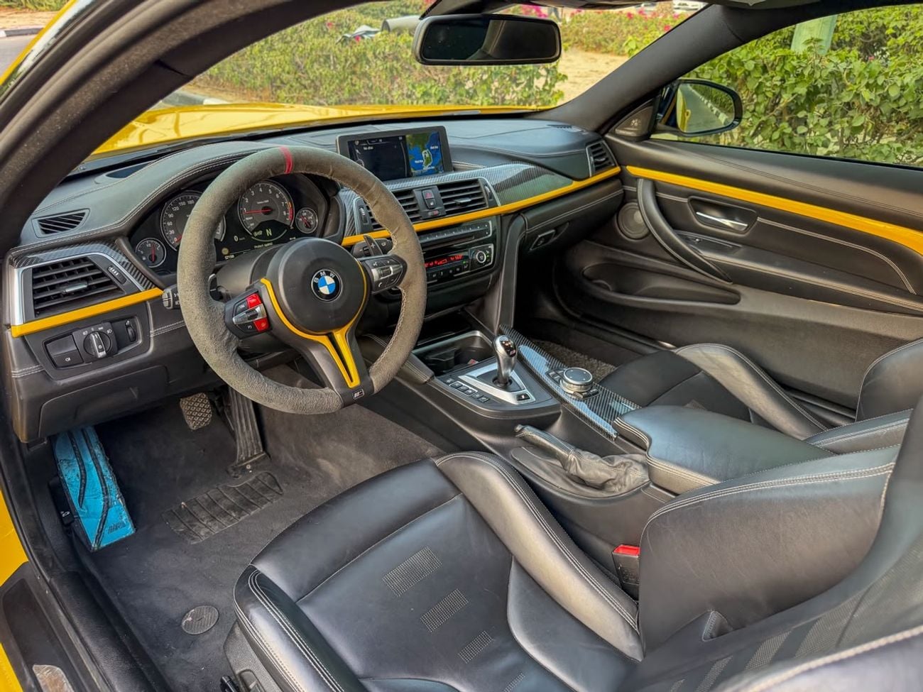 BMW M4 CS