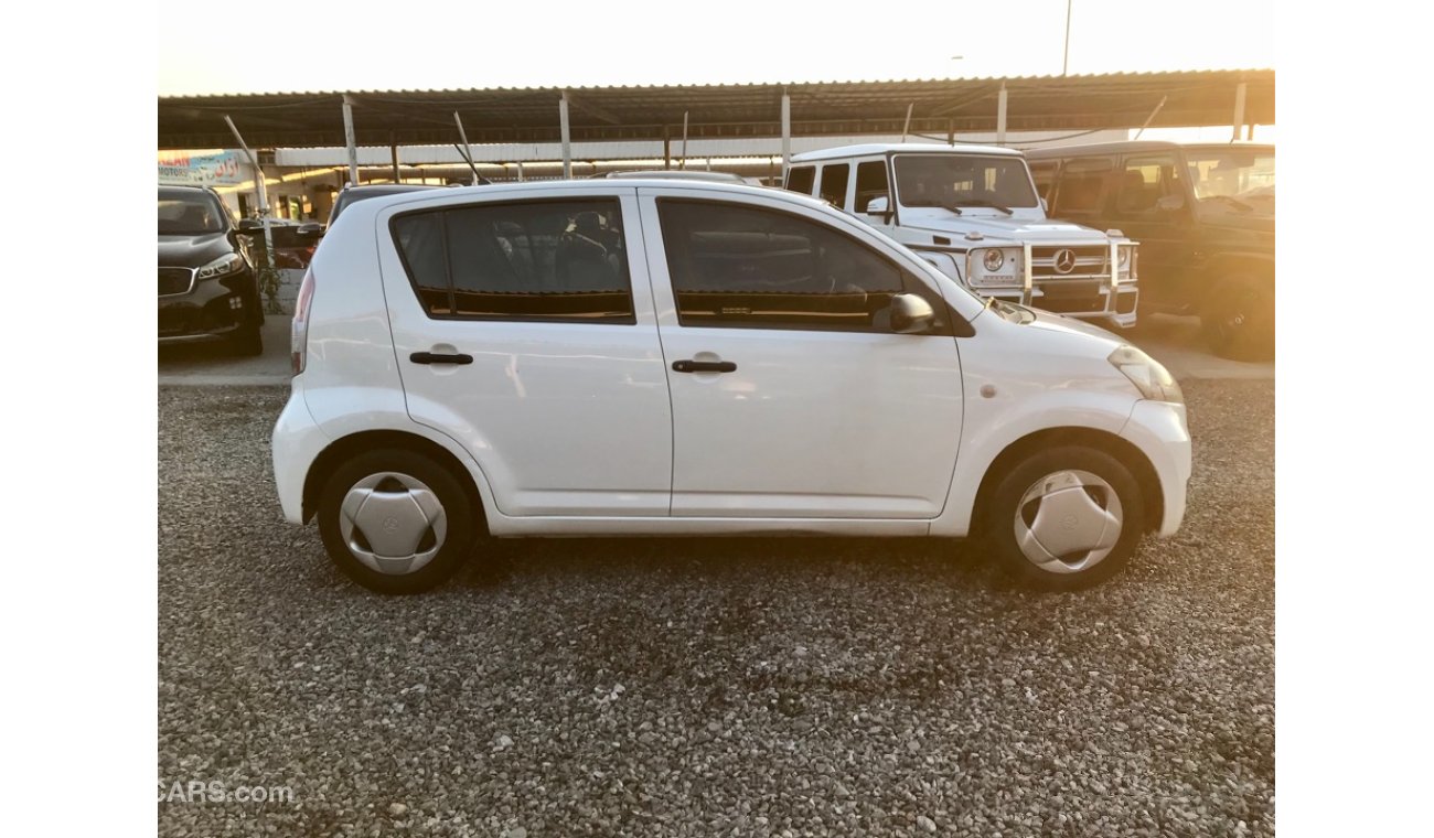 Daihatsu Sirion Gcc2016