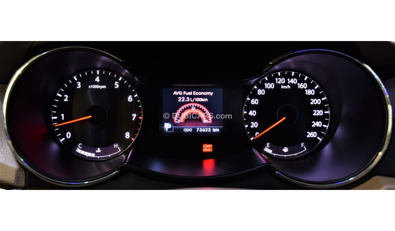 كيا كادنزا ONLY 73000 KM! 2011 Model!! in White Color! GCC Specs