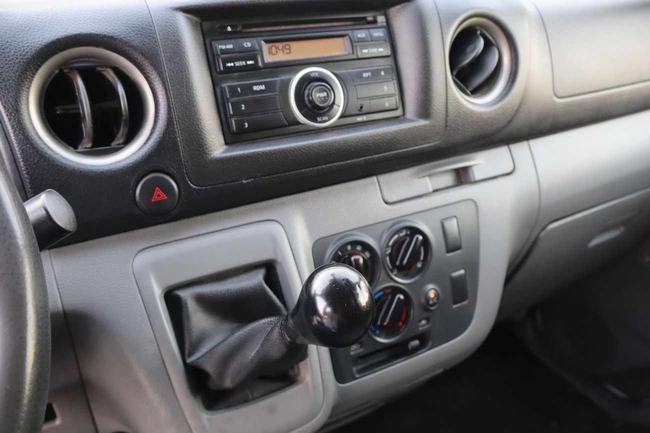 Nissan Urvan 6-Seater Manual (5-Door)