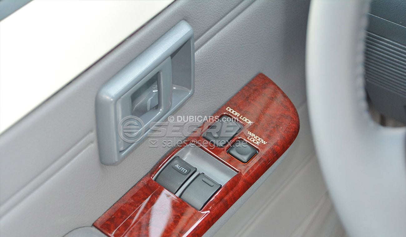 Toyota Land Cruiser 2020 MODEL 78 HARDTOP WITH WINCH. PETROL/ ESSENCE' LE VEHICULE TOUT TERRAIN