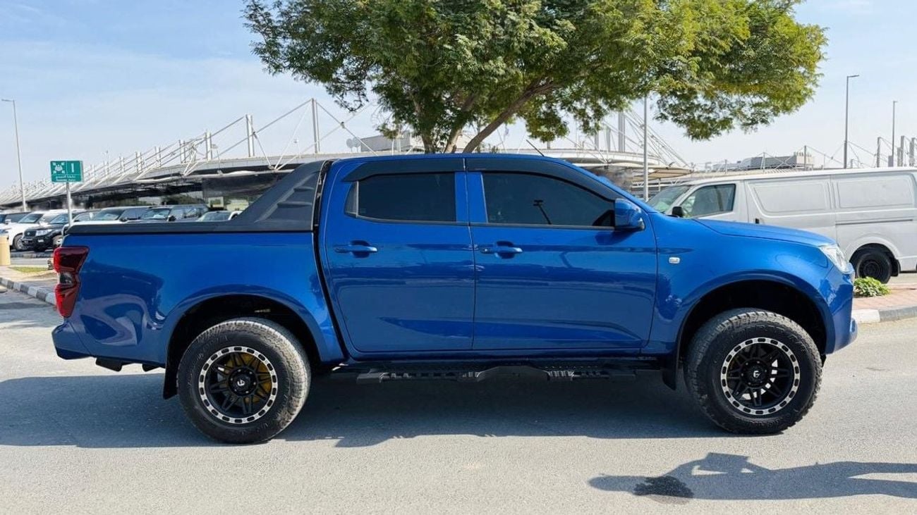 إيسوزو D ماكس -