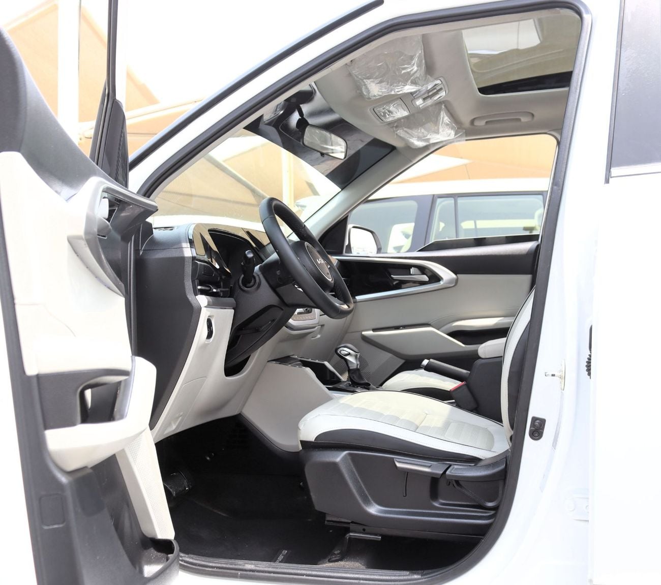 كيا كارينس EX SUNROOF - 1.6