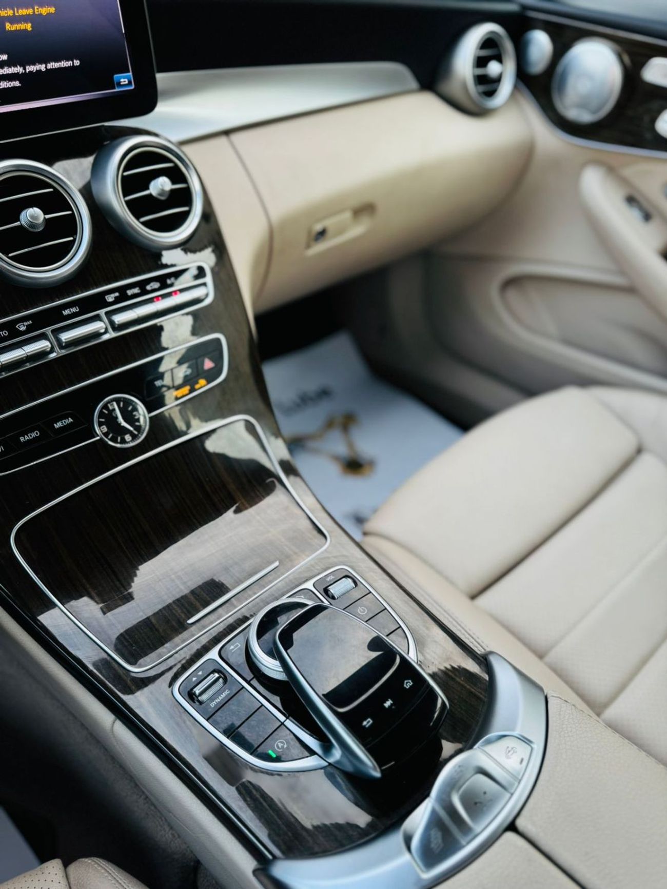 مرسيدس بنز C 300 كوبيه