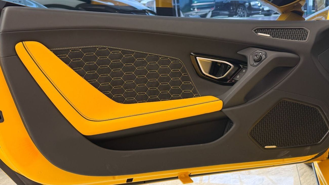 لامبورغيني هوراكان ايفو سبايدر Lamborghini Huracán EVO Spyder – V10 - 2023