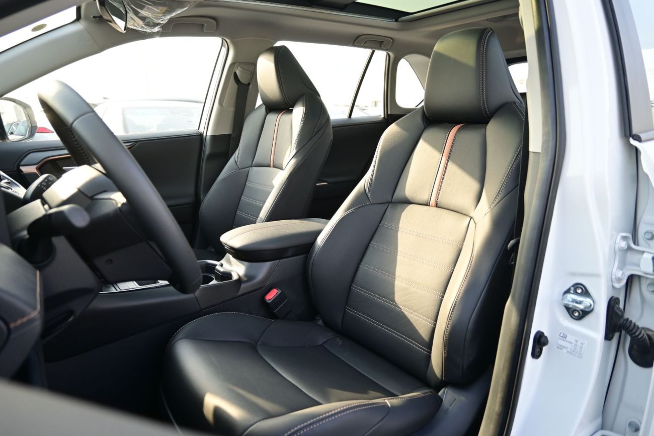 Toyota Wildlander Toyota Wildlander 2.0L Petrol AWD, Model 2025, Color White