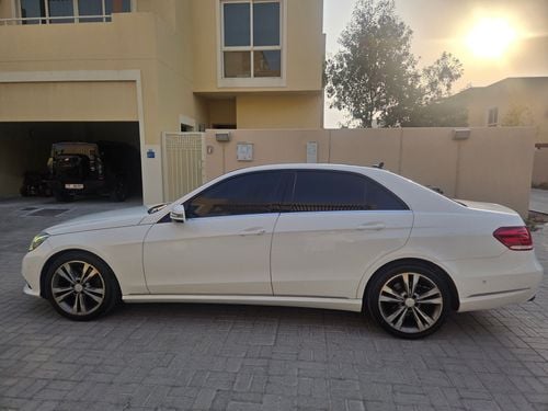 Mercedes Benz E300